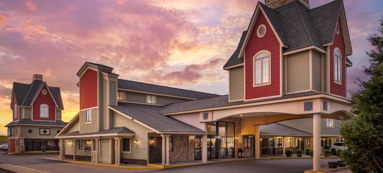 绿树贝斯特韦斯特酒店(Best Western Green Tree Inn)图片