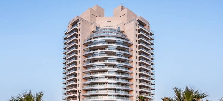 涅坦亚温德姆华美达套房酒店(Ramada Hotel & Suites by Wyndham Netanya)图片