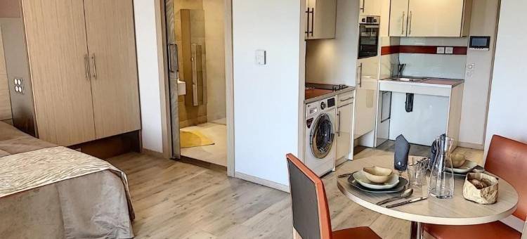 Zenao 巴黎克罗伊克斯德沙沃(Zenao Montreuil Croix de Chavaux)图片