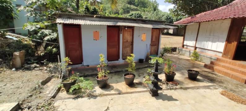 利马桑姆巴达尔莫酒店(Limasan Mbah Darmo)图片