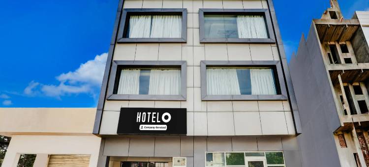Super Hotel O Lohgarh Road Zirakpur Formerly JB Plaza图片