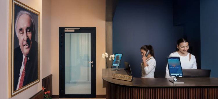 三斯N'U比雷埃夫斯港(Mitsis N'U Piraeus Port)图片