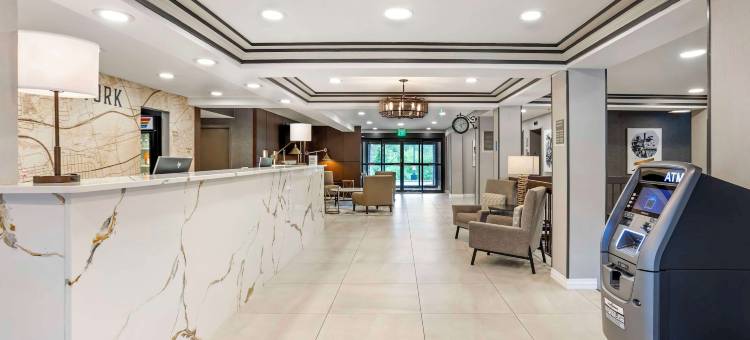 最佳西方加世遗产铁路旅馆套房(Best Western Plus Heritage Rail Inn & Suites)图片