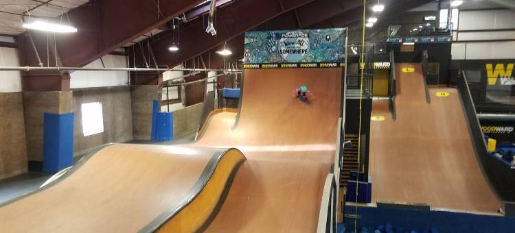 白峰酒店(White Peak Hotel)图片