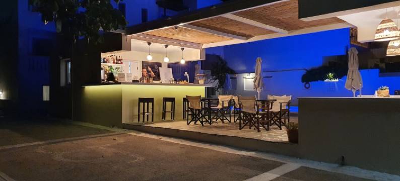 阿芙罗狄蒂萨摩高级开间及公寓(Aphrodite Samos Suites)图片