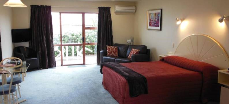 瓦尔迪兹汽车旅馆(Valdez Motor Lodge)图片