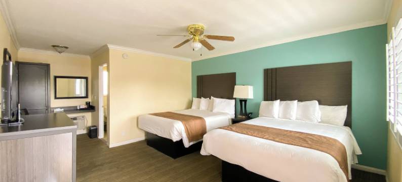 洛克维尤酒店套房(Rockview Inn and Suites)图片