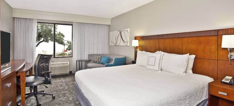 格尔夫波特海滨万豪万怡酒店(Courtyard by Marriott Gulfport Beachfront)图片