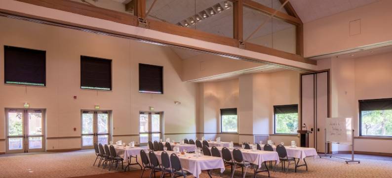 新和谐酒店度假村及会议中心(New Harmony Inn Resort and Conference Center)图片