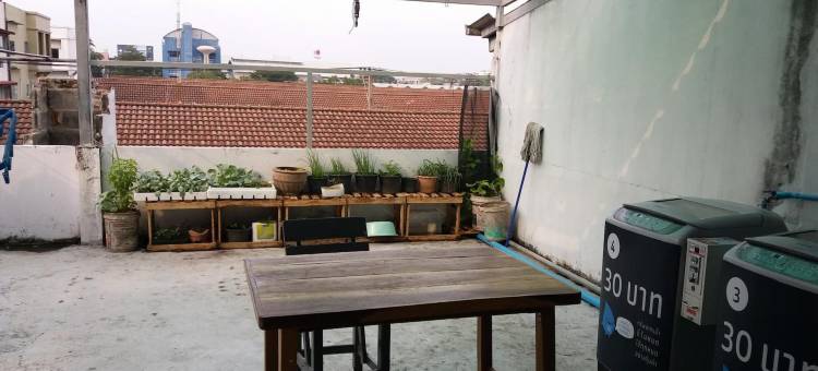 朗实廊曼纳查广场酒店(Natcha Place Rangsit Donmuang)图片