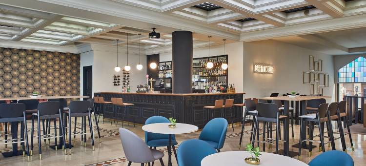 英达图斯斯肯酒店(Hotel Silken Indautxu)图片