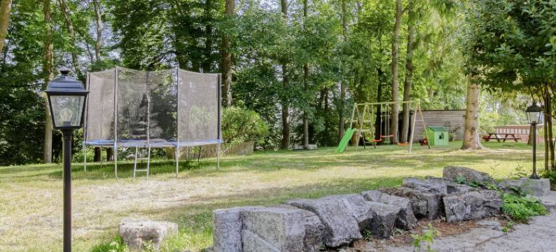 德文卡司特勒特城堡(Château d'Avesnes - le Castelet)图片