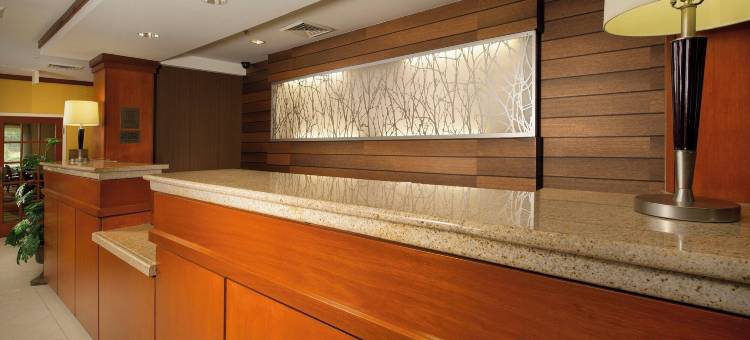 Fairfield Inn & Suites Marshall图片