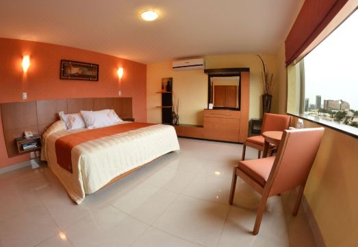 Hostalia Hotel Expo & Business ClassHotel Overview