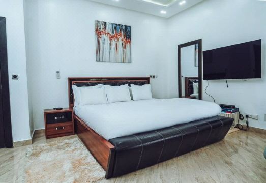 Coast to Coast Homes Hotel Overview