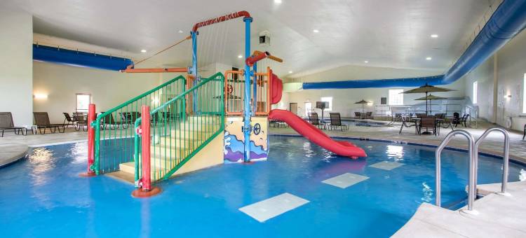 约翰逊河会议中心舒适套房酒店(Comfort Suites Johnson Creek Conference Center)图片