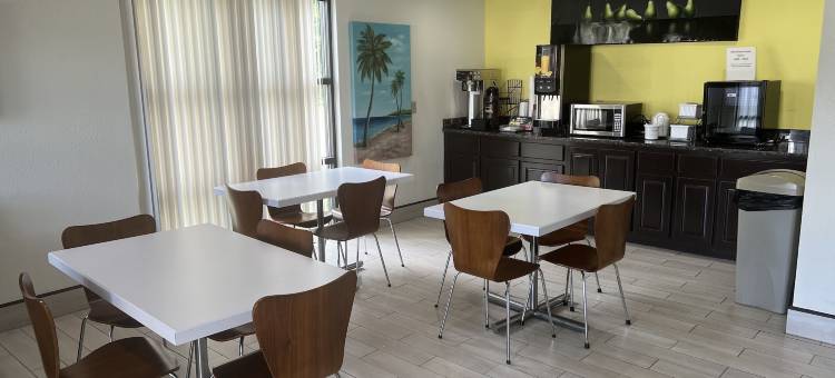 彼得斯堡温德姆速8酒店(Super 8 by Wyndham Petersburg)图片