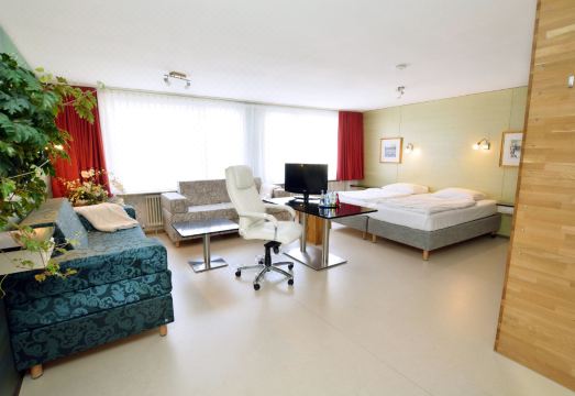 Abalon Hotel IdealHotel Overview