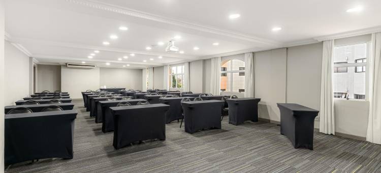 洛克菲勒斯拉维耶罗酒店(Rockefeller by Slaviero Hotéis)图片