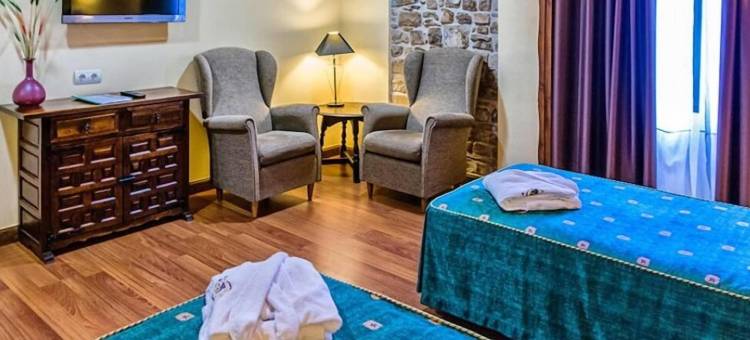 巴利福戈纳德留科尔布温泉酒店(Hotel Balneari de Vallfogona de Riucorb)图片