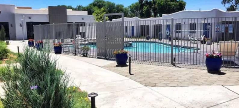 埃尔瓦多汽车旅馆(El Vado Motel)图片