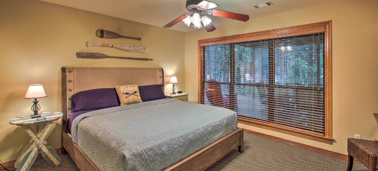 达达内尔湖畔房屋，配有码头和火坑(Waterfront Lake Dardanelle Home w/ Dock & Fire Pit)图片