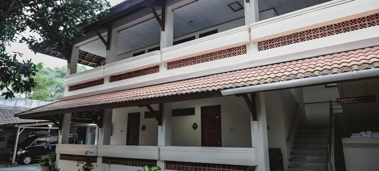 红多兹酒店@尤格兰(RedDoorz @ Ungaran)图片