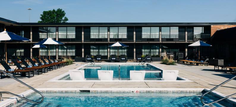 小径酒店(The Trail Hotel)图片