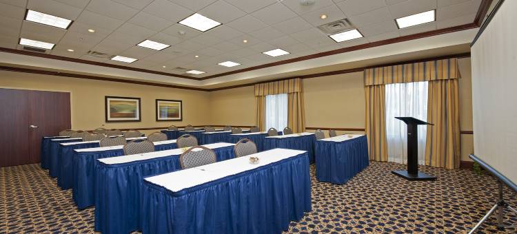 希尔顿欢朋套房酒店-印第安纳波利斯机场(Hampton Inn & Suites Indianapolis-Airport)图片