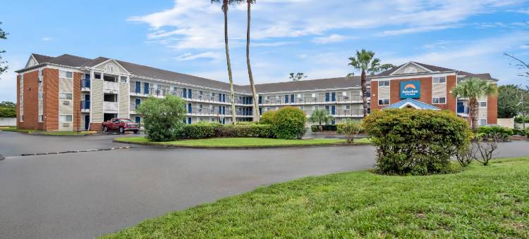 斯图尔特郊区开放式客房 - 近联邦公路 1 号(Suburban Studios Stuart Near Federal Hwy 1)图片