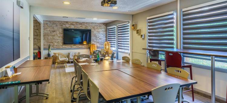 圣阿波利奈尔东第戎康铂酒店(Campanile NATURE - Dijon Est Saint-Apollinaire)图片