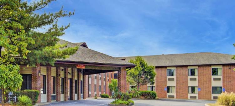 富尔顿美国房东套房酒店(Capital O Amerihost Inn and Suites Fulton Hwy 54 MO)图片