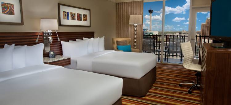 希尔顿帕拉西奥德尔里奥酒店(Hilton Palacio del Rio)图片