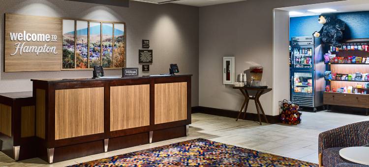 希尔顿欢朋酒店-加特林堡历史自然路径(Hampton Inn Gatlinburg Historic Nature Trail)图片