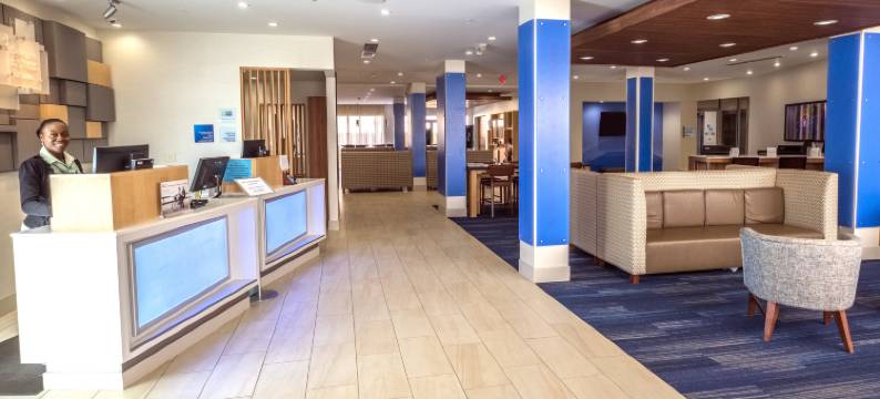 科默斯智选假日套房酒店(Holiday Inn Express & Suites COMMERCE by IHG)图片