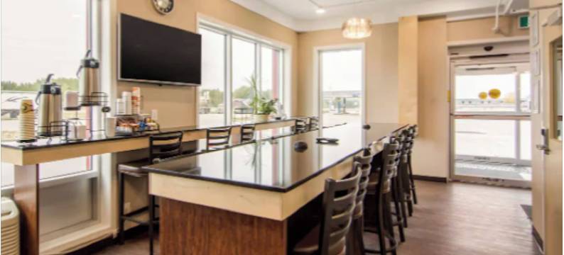 伊康旅馆(Albertan Inn)图片