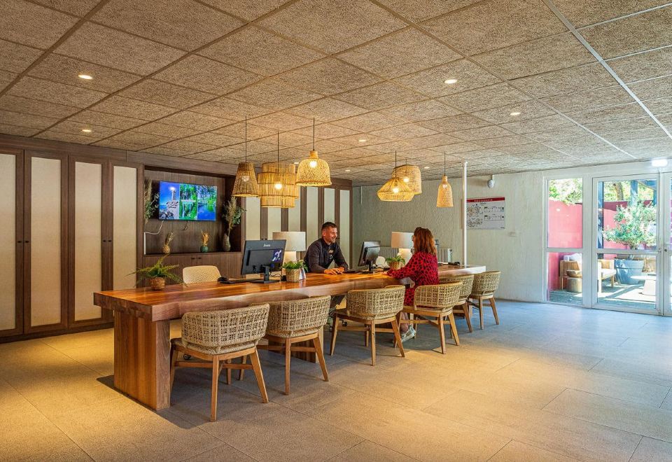 Belambra Clubs Presqu'île de Giens - les Criques Hotel Overview