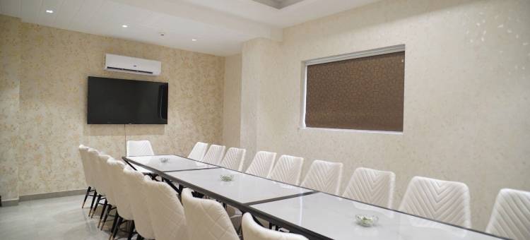 玛哈拉克什米大酒店(Hotel Mahalaxmi Grand)图片