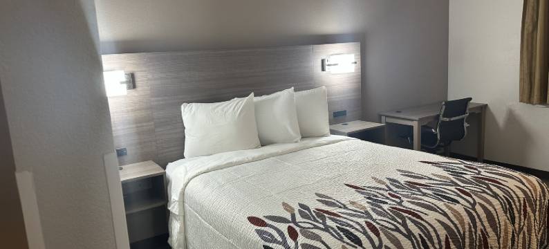 Red Roof Inn & Suites Middleborough图片