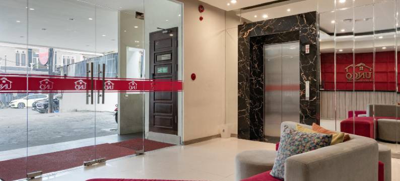 红门酒店普拉斯@UNO美拉克街萨马林达(RedDoorz Plus @ Uno Jalan Merak Samarinda)图片