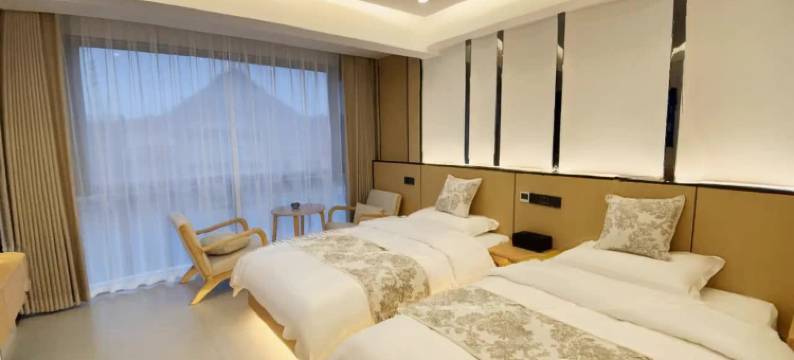 云湾民宿(六盘水山语城店)图片