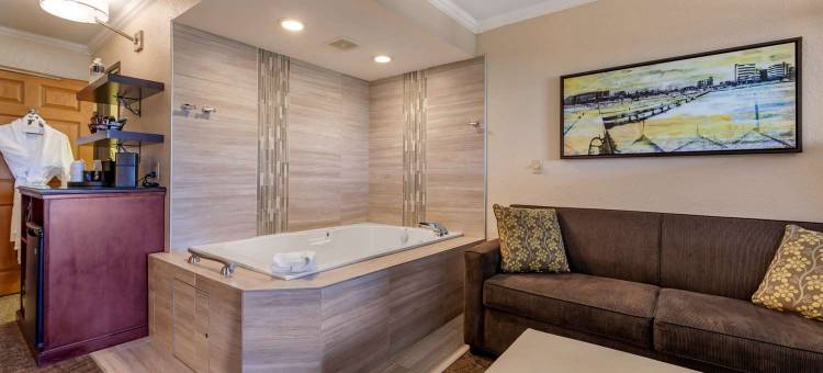 布里奇伍德度假贝斯特韦斯特精品酒店(Best Western Premier Bridgewood Resort Hotel)图片
