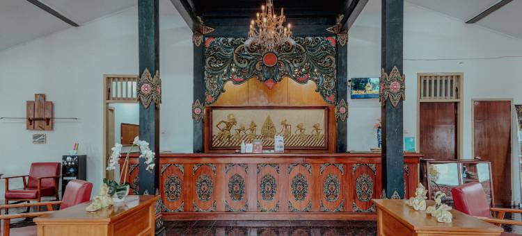 Royal Brongto酒店(Royal Brongto Hotel)图片