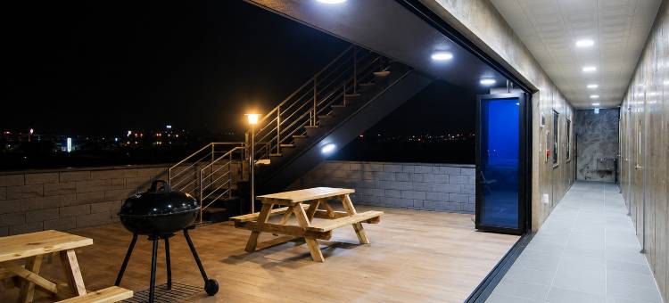 济州岛Feeling度假村(Jeju Blue Els Spa & Pool Pension)图片