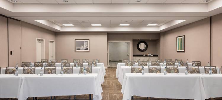 Homewood Suites by Hilton-萨克拉门托机场纳托马斯(Homewood Suites by Hilton Sacramento Airport-Natomas)图片