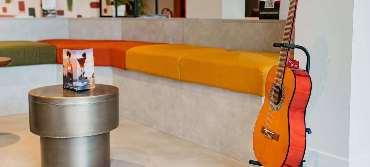 宜必思克莱蒙费朗 A71 A75 La Méridienne 酒店(Ibis Clermont Ferrand A71 A75 la Méridienne)图片