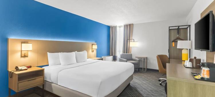 埃文斯维尔机场舒适酒店(Comfort Inn & Suites Evansville Airport)图片