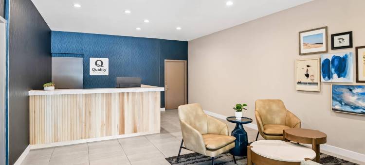 贺茂沙海滩凯艺套房酒店(Quality Inn & Suites Hermosa Beach)图片