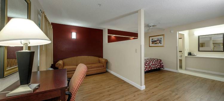 埃伦顿-布雷登顿红顶酒店(Red Roof Inn Ellenton - Bradenton NE)图片