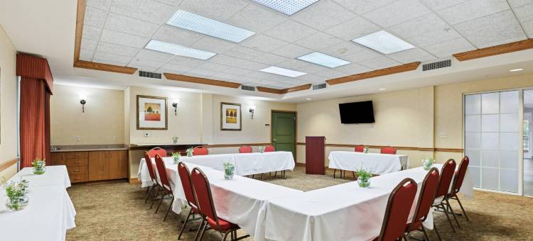 科文顿丽怡酒店(Country Inn & Suites by Radisson, Covington, LA)图片